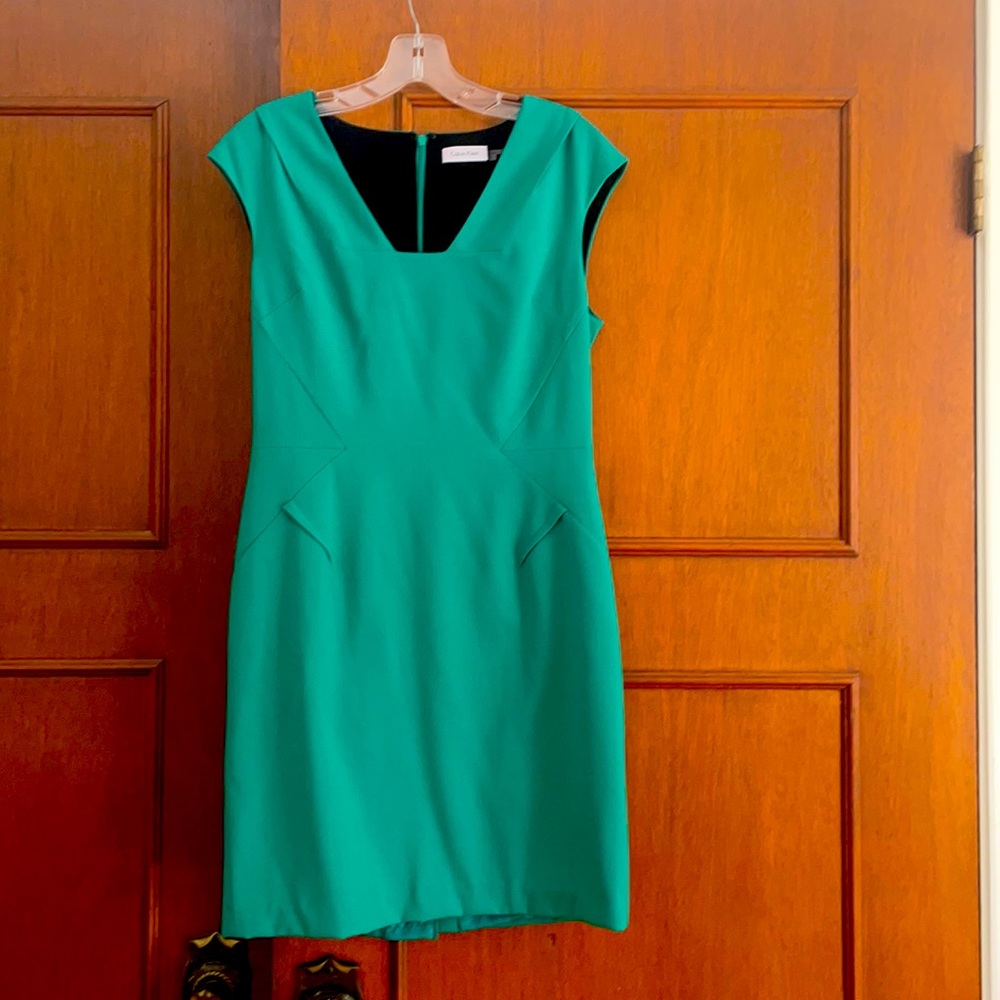 Beautiful green formal dress Calvin Klein